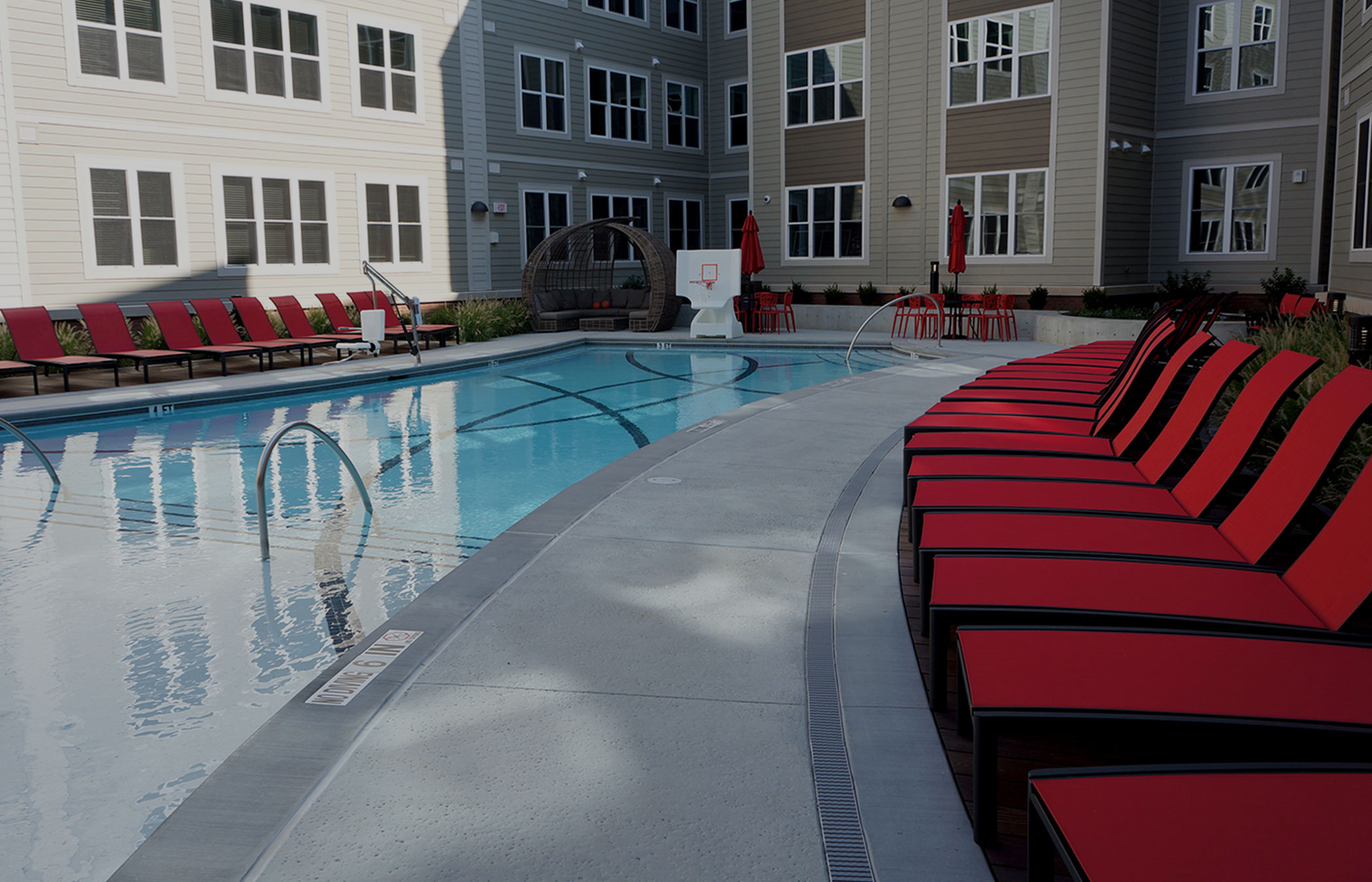Stanhope Apartments amenities